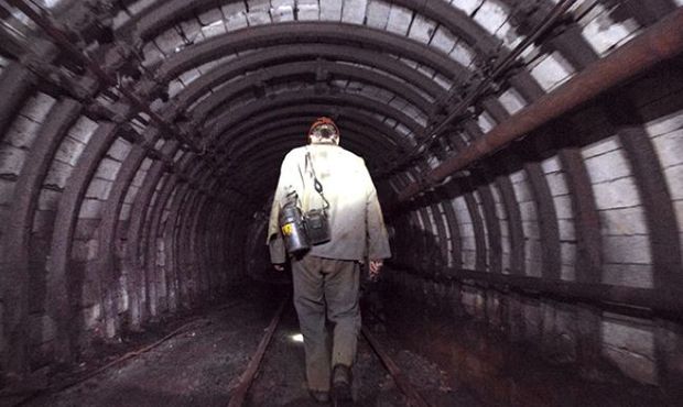 Зарплатні борги: на Луганщині шахтарі влаштували страйк