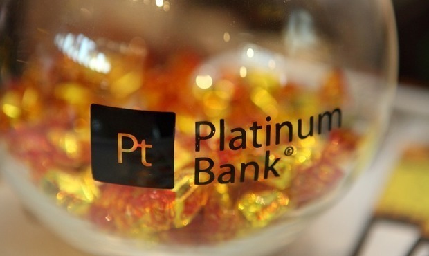 Platinum Bank скаржиться на інформаційну атаку