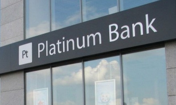 Platinum Bank не віддає вкладнику валютні депозити