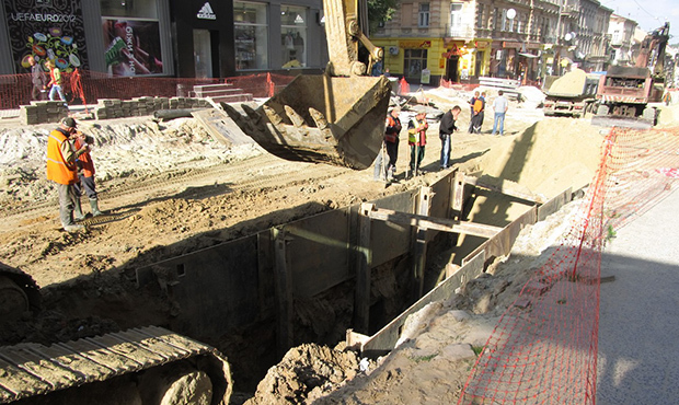 Суд розпочав санацію львівського будівельника «Мірт», який у борг ремонтував дороги до Євро-2012
