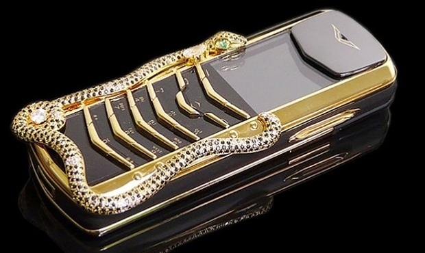 Через банкрутство Vertu продає золоті смартфони не по $20 тисяч, а по півтори