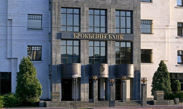 АМКУ наклав величезний штраф на олігарха-втікача за купівлю Брокбізнесбанку