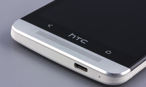 Крок до банкрутства: HTC зняла з продажу свій останній флагманський смартфон