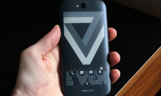 Виробник YotaPhone оголошений банкрутом