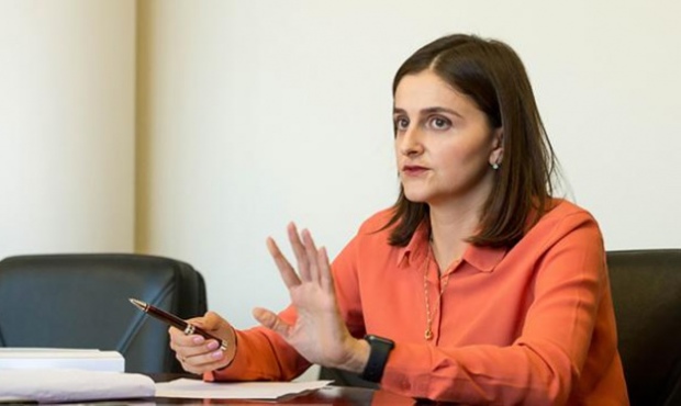 Нардепка Василевська-Смаглюк пояснила, чому подала 1,5 тисячі правок до «антиколомойського» законопроекту