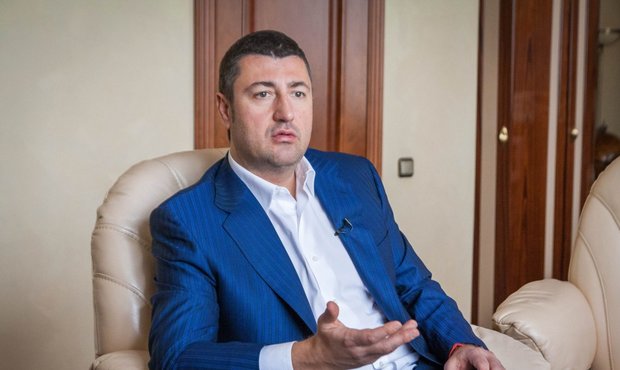 Бахматюк хоче компенсації по банку "Фінансова ініціатива"