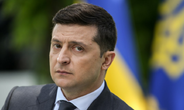 Зеленський затягує з підписанням закону про банкрутство