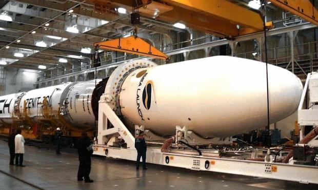 Зеленський пообіцяв розібратися з боргами на "Південмашу", уряд прийняв рішення