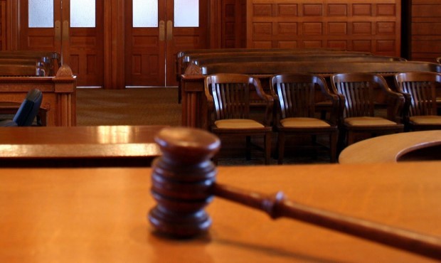 Україна обговорює з МВФ створення фінансового суду