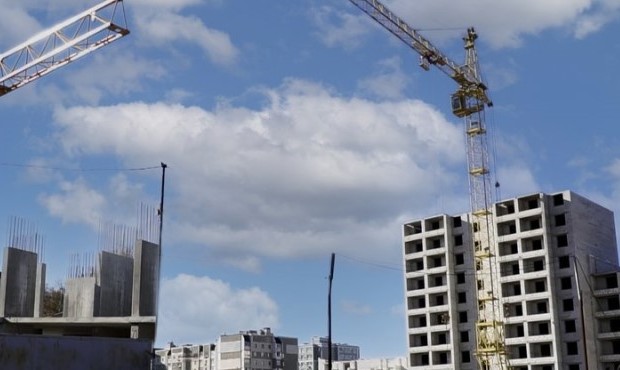 "Укрсівербуд" зупинив будівництво трьох багатоповерхівок у Чернігові