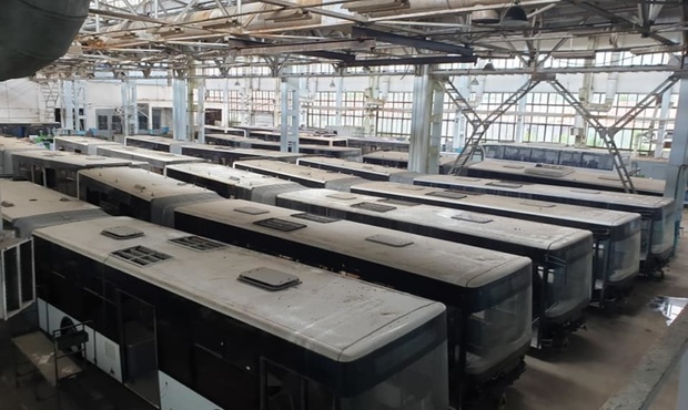 Суд знову заборонив Укрексімбанку продавати борг Львівського автобусного заводу