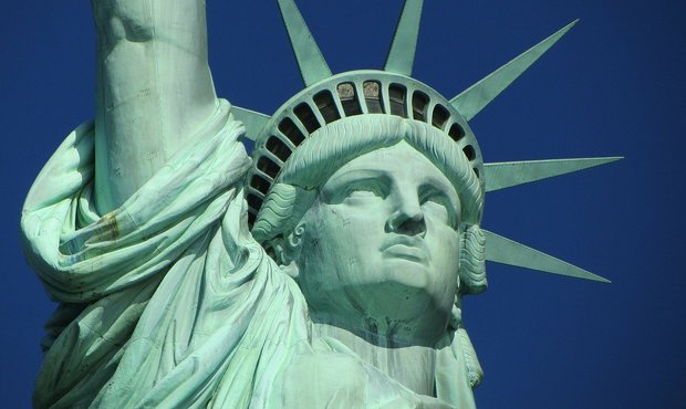 США підняли свою боргову "стелю" на $2,5 трильйони для уникнення дефолту