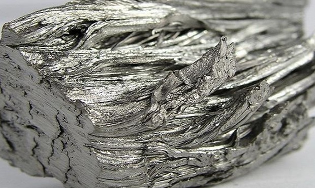 Паладій побив ціновий рекорд, золото наближається: що відбувається на сировинних ринках