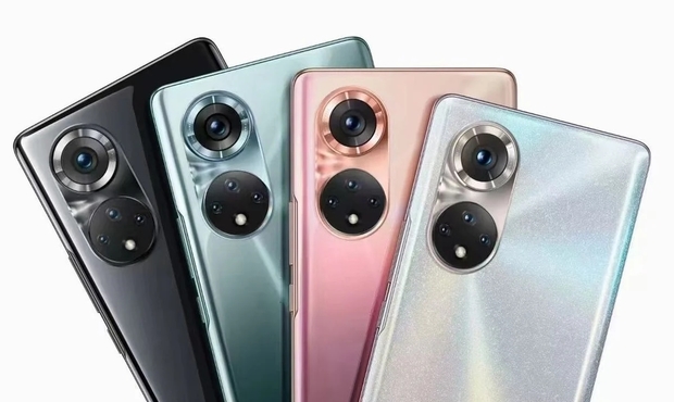 Поставки китайських телефонів в РФ скоротилися вдвічі – FT