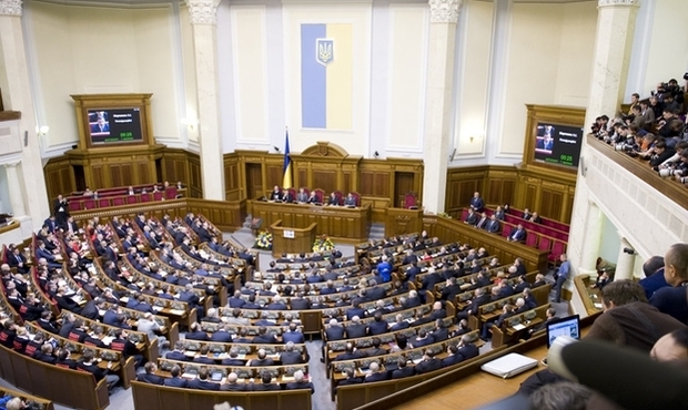Рада врятувала Україну від дефолту