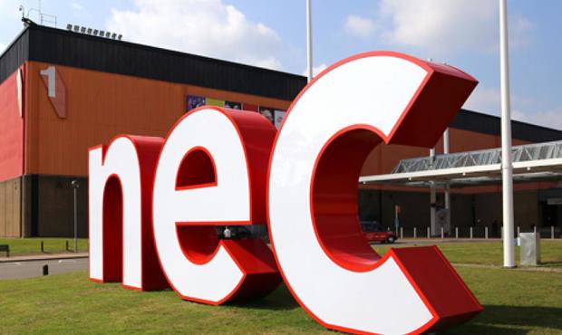 Японський телеком-гігант NEC призупинив продажі та інвестиції в РФ