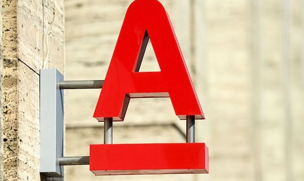 Британія наклала санкції на Альфа-банк та РЖД