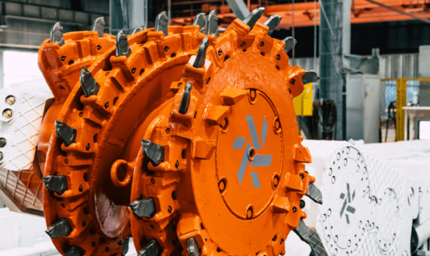 Машинобудівний бізнес Ахметова частково переніс роботу на захід України