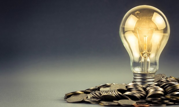 Регулятор змінив правила оплати електроенергії власникам домашніх СЕС на час війни