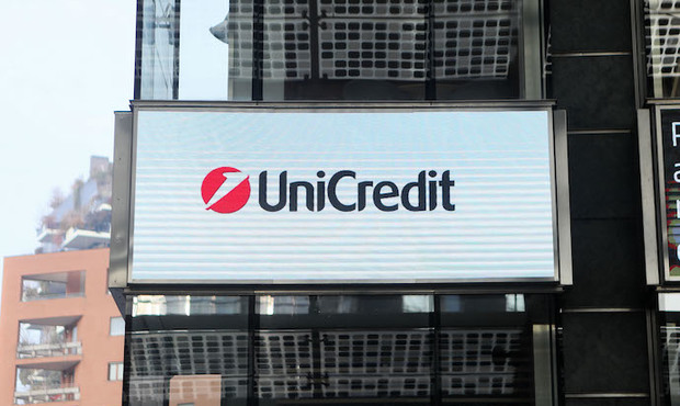 UniCredit почав перемовини про продаж російської "дочки"