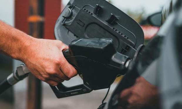 Антимонопольники перевірять, чи не було змови на ринку пального