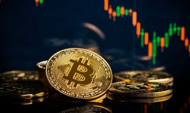 Вартість Bitcoin впала нижче 25 тисяч доларів: це найнижчий рівень за 18 місяців