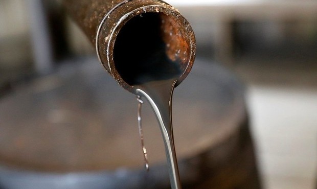 Казахстан з вересня почне продавати частину нафти через Азербайджан в обхід РФ