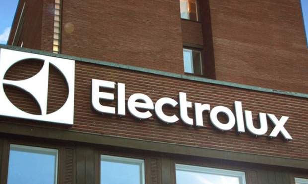 Шведська компанія Electrolux повністю йде з Росії