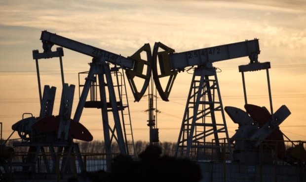 Початок дії нафтового ембарго ЄС зменшить нафтогазові доходи РФ щонайменше на 40% у 2023 році – Галущенко