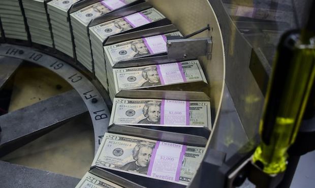 Виплати за держоблігаціями вже на 55 мільярдів перевищують запозичення