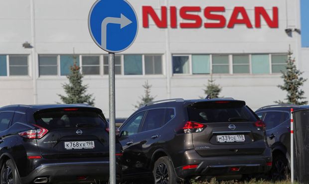 Nissan втратить від виходу з РФ майже 700 мільйонів доларів: бізнес продають за 1 євро