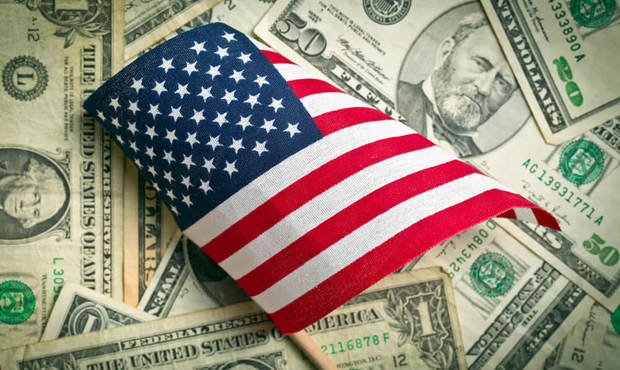 Споживчі ціни в США стрімко зростають попри підвищення ставок ФРС