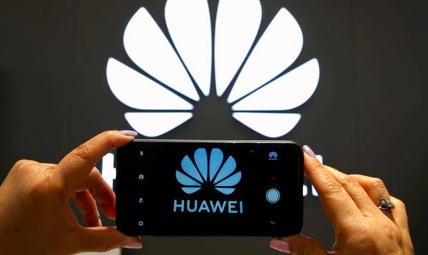Huawei закриває в Росії підрозділ на 2 тисячі людей