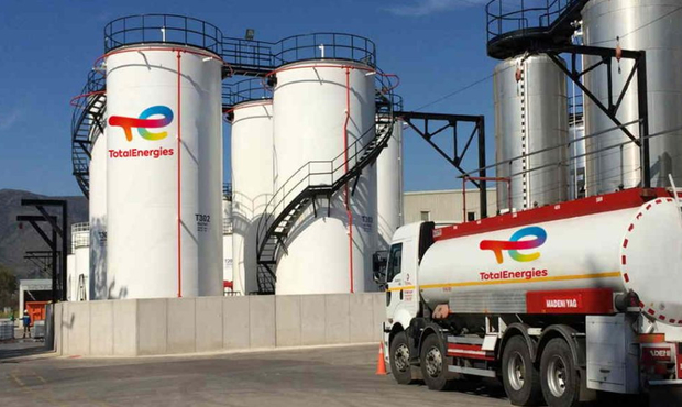 Прокуратура в Парижі відмовилась розглядати звинувачення TotalEnergies у допомозі армії РФ