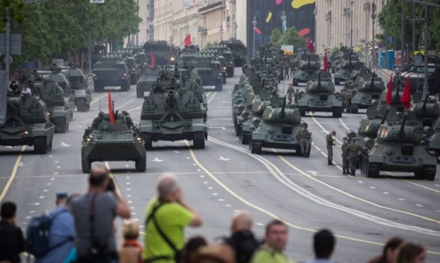 Війна та таємні витрати з'їдають російський бюджет