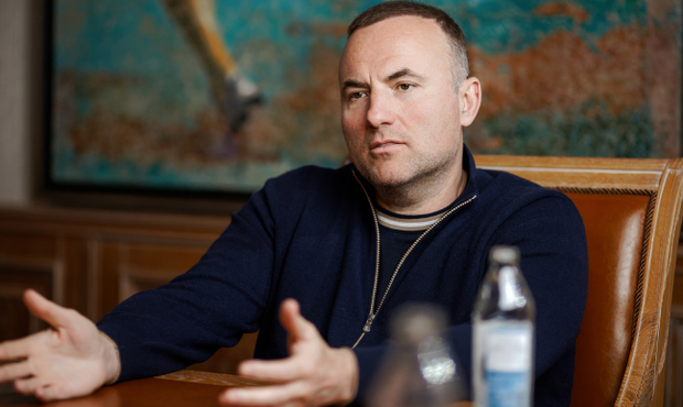 Підсанкційному олігарху Фуксу оголосили підозру