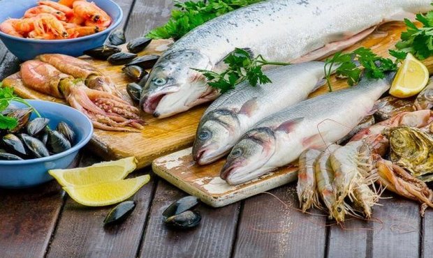 Росія заборонила імпорт рибних консервів та підвищила мито на вина з "недружніх" країн