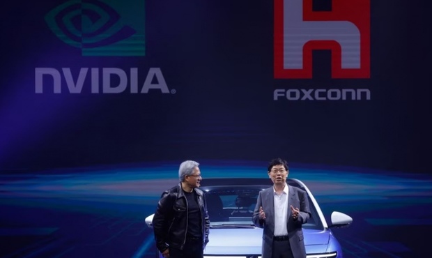 Foxconn і Nvidia об'єднались для будівництва "фабрик штучного інтелекту"