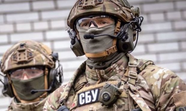 СБУ викрила на Закарпатті бізнесмена, який допомагав РФ виробляти обладнання для кораблів