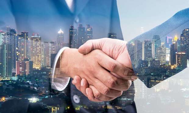 Податкова підрахувала, скільки бізнесів українці відкрили або ліквідували за кордоном з 2022