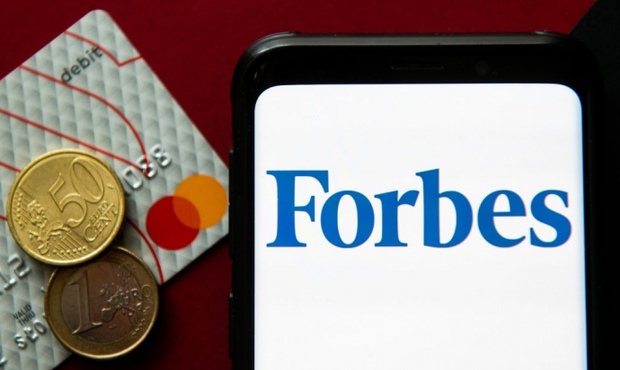 Власник Forbes розірвав угоду про продаж медіакомпанії мільярдеру Расселу