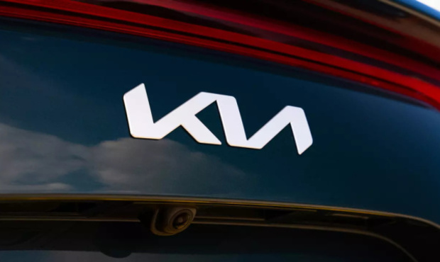 Автовиробник Kia вперше обігнав за капіталізацією материнську компанію Hyundai