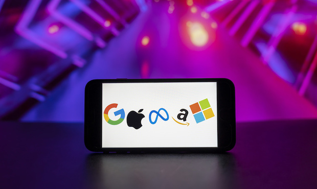 Apple та Google під загрозою розпаду через антимонопольний тиск з обох сторін Атлантики