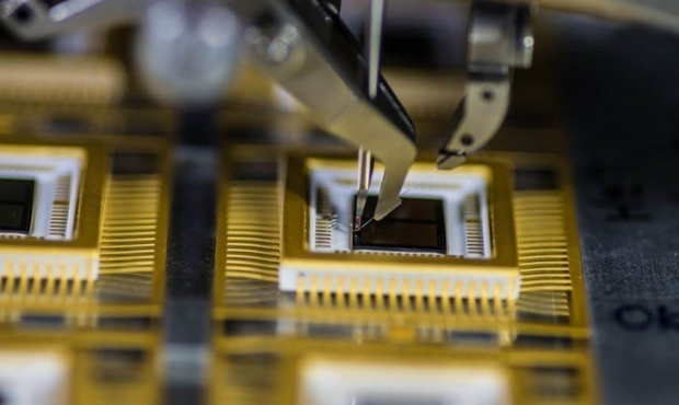 Російська компанія попри заперечення постачає військовим мікрочипи