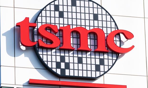 Прибутки найбільшого виробника чипів TSMC зросли більш ніж на половину