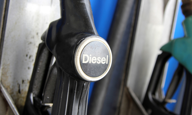 Імпорт дизелю в Україну впав на чверть після підвищення акцизів