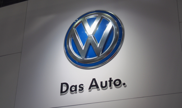 Продажі Volkswagen впали у важкому для компанії 2024 році