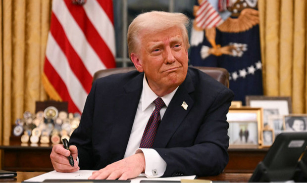США переживають рекордний дефіцит торгівлі на тлі погроз Трампа митами