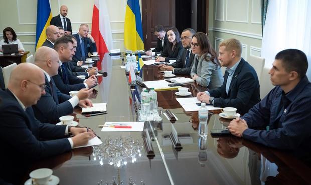 Понад 3000 польських компаній відбудовують Україну