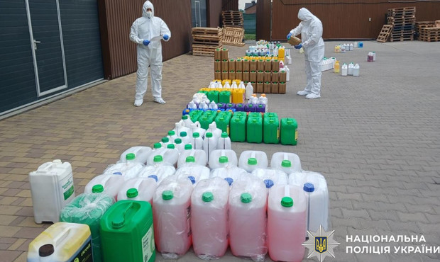 В Україні викрили масштабне виробництво підробок агрохімії під виглядом товарів відомих брендів